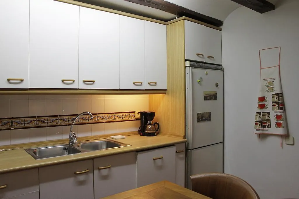 Quiet apartment! Sagrada Familia! Barcelona 0*,