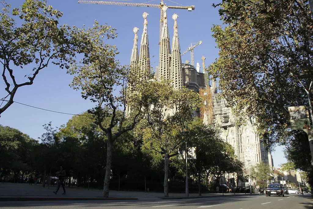 Quiet apartment! Sagrada Familia! Barcelona España